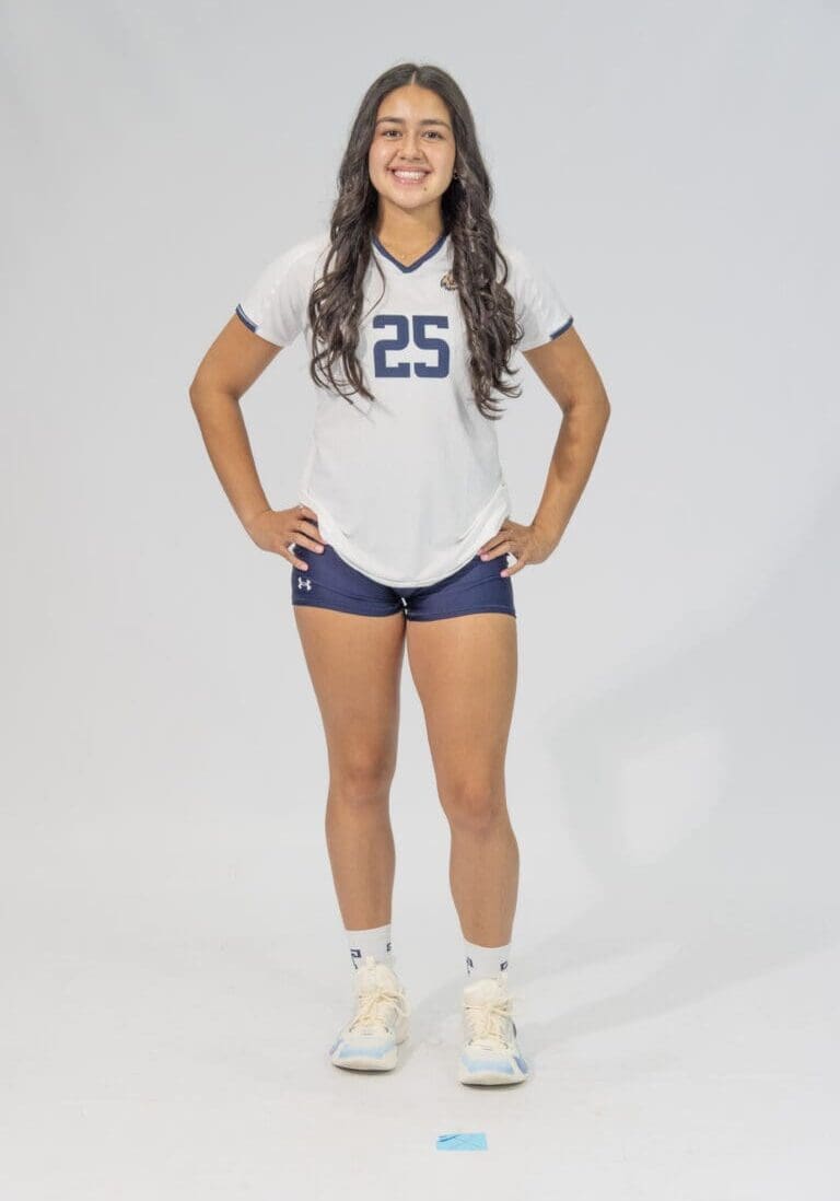 Catalina Hendricks 2